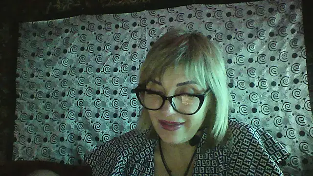 Lia Ray online show from 11, 11, 2025