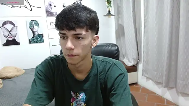 AmethystShadow17 online show from 29, 10, 2025