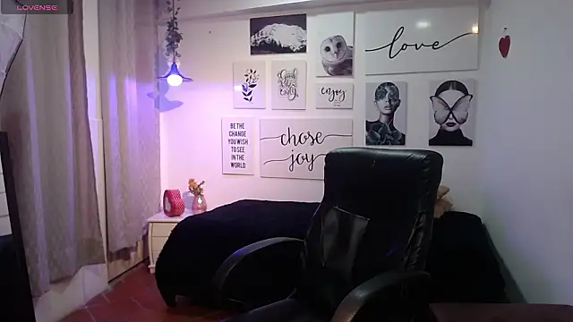 AmethystShadow17 online show from 21, 3, 2026