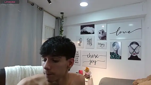 AmethystShadow17 online show from 15, 11, 2025