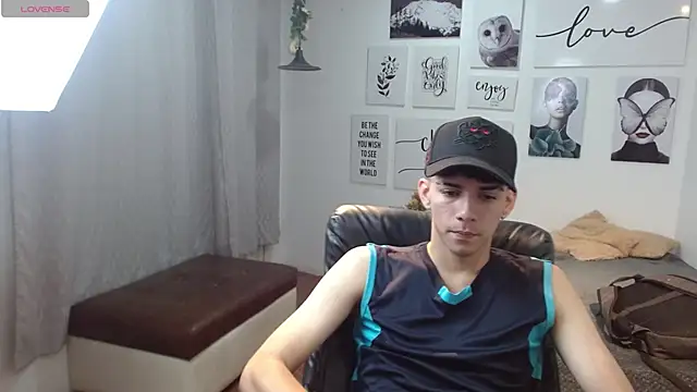 AmethystShadow17 online show from 21, 11, 2025