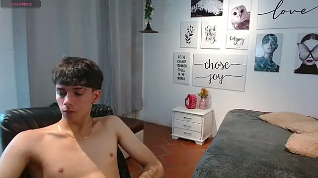 AmethystShadow17 online show from 29, 11, 2025