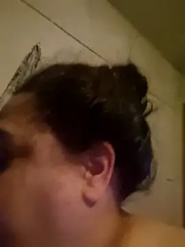 Snapshot of BigBusty_VoluptuousMilfX chatting on 21, 11, 2025 BigBusty VoluptuousMilfX online show from 21, 11, 2025