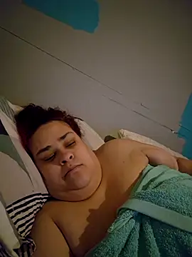 Snapshot of BigBusty_VoluptuousMilfX chatting on 4, 3, 2026 BigBusty VoluptuousMilfX online show from 4, 3, 2026