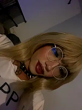 Cute Aleja online show from 2, 11, 2025