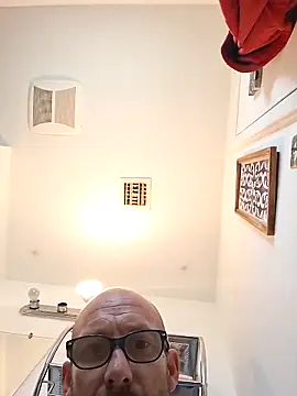 whateveruwanthowever online show from 25, 11, 2025