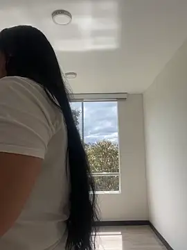 kassandra luxury online show from 10, 11, 2025