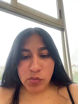 kassandra luxury online show from 15, 11, 2025