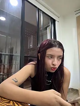 Aithana Petite online show from 23, 11, 2025