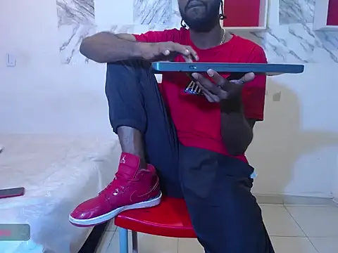 BenhtenBlack25 online show from 21, 10, 2025