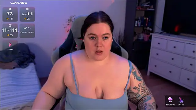 SummerTina online show from 7, 3, 2026