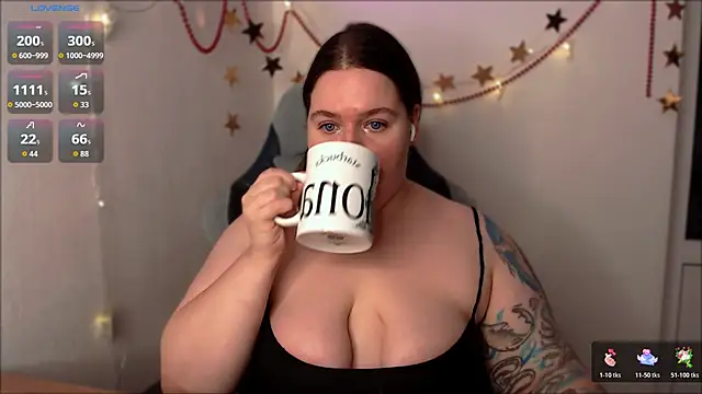 SummerTina online show from 4, 12, 2025