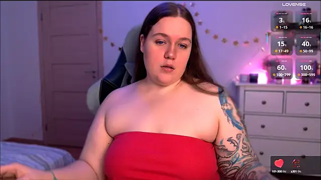 SummerTina online show from 22, 2, 2025