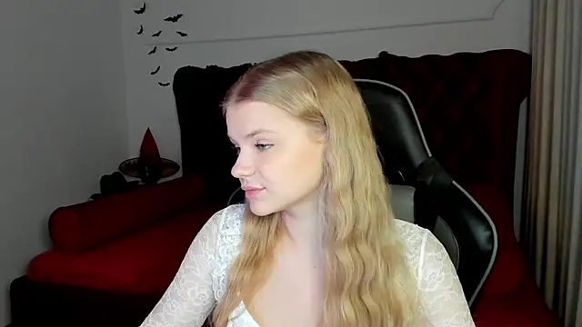 LilitRosen online show from 4, 11, 2025