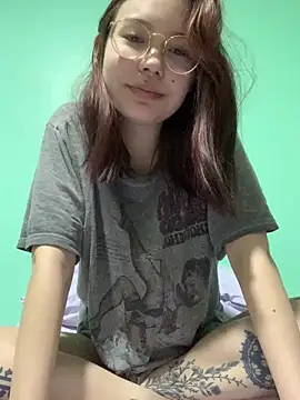 KittyK at online show from 21, 10, 2025