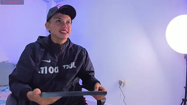 Axel Cody  online show from 18, 10, 2025