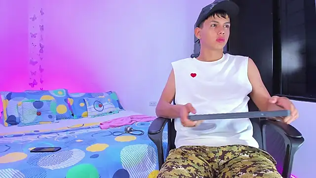 Snapshot of Axel_Cody_ chatting on 19, 12, 2025 Axel Cody online show from 19, 12, 2025