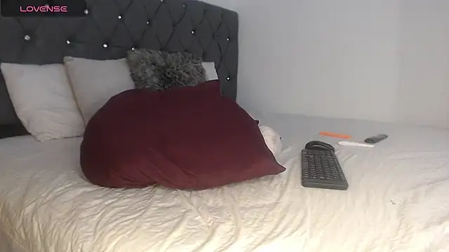 LittleAli03 online show from 28, 11, 2025