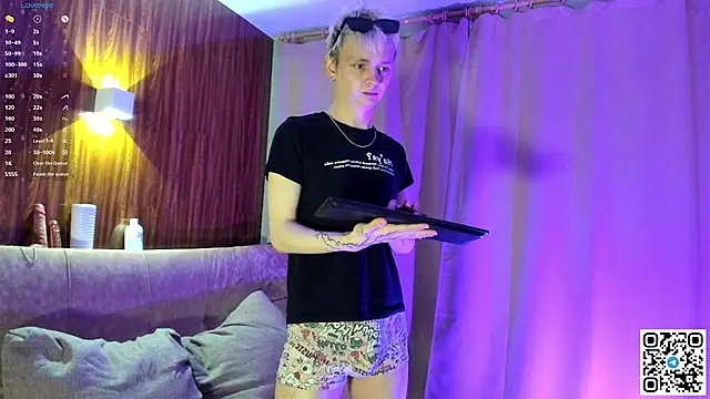 Logan mett online show from 13, 4, 2026