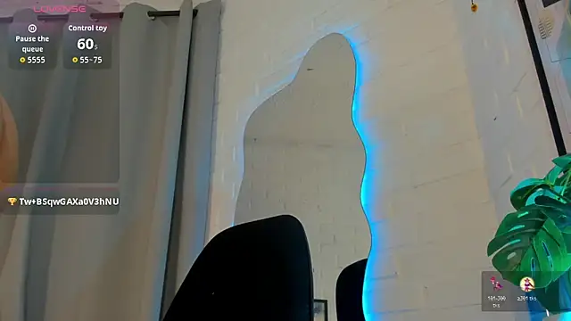 MATEO HUNTER online show from 4, 2, 2026