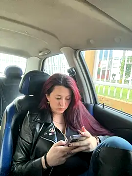 Zoe fire online show from 20, 10, 2025