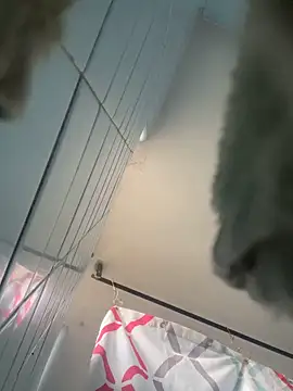 Zoe fire online show from 8, 11, 2025