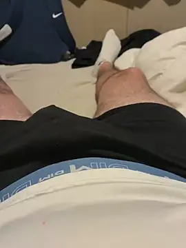 creamydeluxe online show from 15, 3, 2026