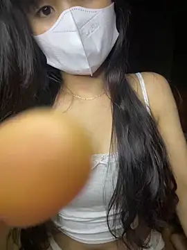 Snapshot of Tina-03 chatting on 31, 10, 2025 Tina-03 online show from 31, 10, 2025