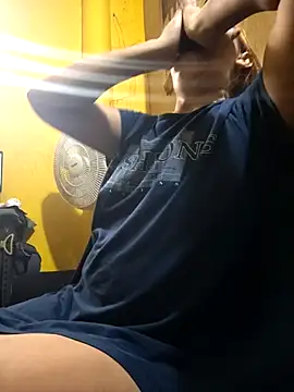 Snapshot of CockBiter83 chatting on 28, 11, 2025 CockBiter83 online show from 28, 11, 2025