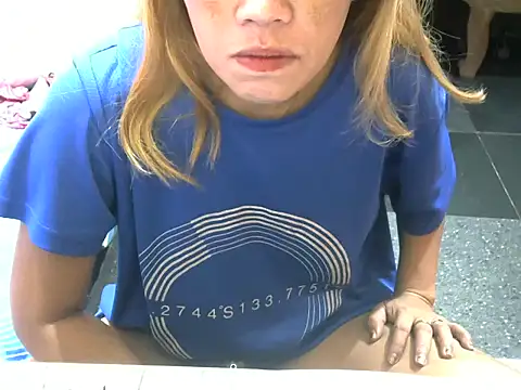 Snapshot of CockBiter83 chatting on 3, 11, 2025 CockBiter83 online show from 3, 11, 2025