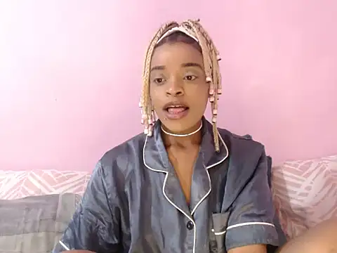 fifiqueen25 online show from 26, 10, 2025