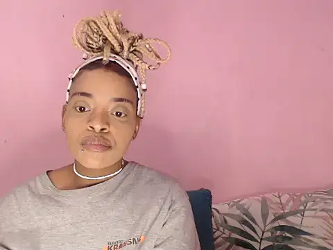 fifiqueen25 online show from 22, 10, 2025