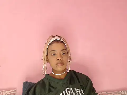 fifiqueen25 online show from 21, 10, 2025