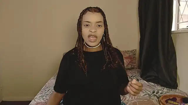 fifiqueen25 online show from 5, 3, 2026
