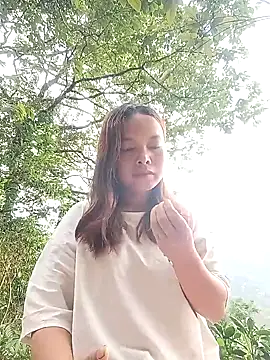 Nguyet2k4 online show from 14, 5, 2026