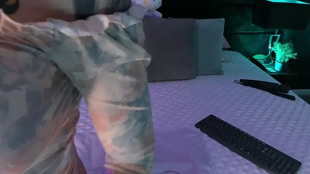 mariianna lopez  online show from 14, 3, 2025