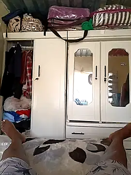 Snapshot of ZimbabweanDick chatting on 26, 4, 2026 ZimbabweanDick online show from 26, 4, 2026