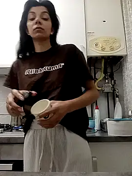 Snapshot of ReneeVoss chatting on 3, 2, 2026 ReneeVoss online show from 3, 2, 2026