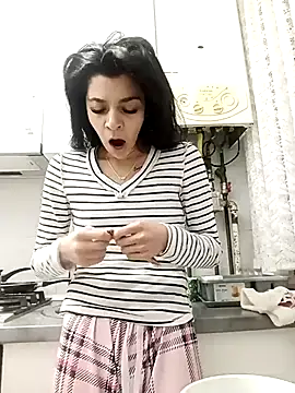 Snapshot of ReneeVoss chatting on 11, 2, 2026 ReneeVoss online show from 11, 2, 2026