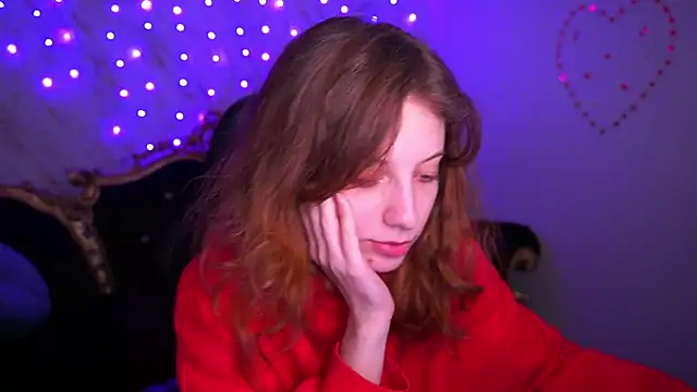 Snapshot of CuteeFoxy chatting on 16, 2, 2026 CuteeFoxy online show from 16, 2, 2026