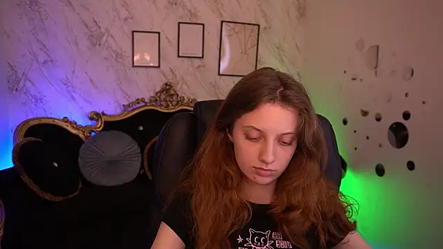 CuteeFoxy online show from 26, 5, 2026