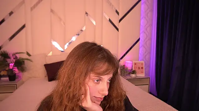 CuteeFoxy online show from 10, 11, 2025