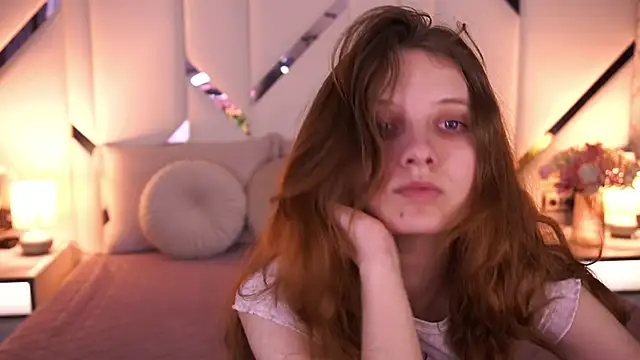 CuteeFoxy online show from 4, 4, 2026