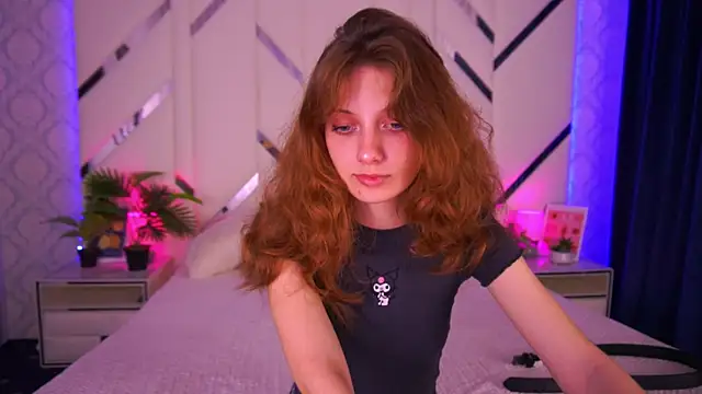 CuteeFoxy online show from 28, 10, 2025