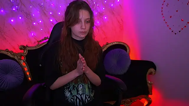 Snapshot of CuteeFoxy chatting on 28, 2, 2026 CuteeFoxy online show from 28, 2, 2026