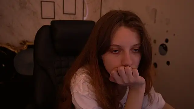 CuteeFoxy online show from 27, 5, 2026