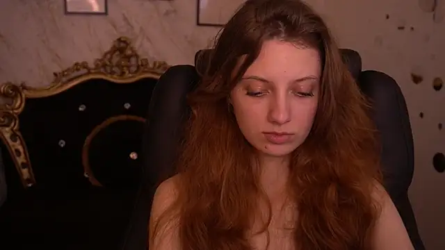 CuteeFoxy online show from 3, 6, 2026