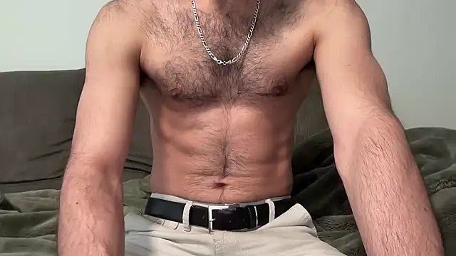 Snapshot of yournextguy chatting on 15, 5, 2026 yournextguy online show from 15, 5, 2026