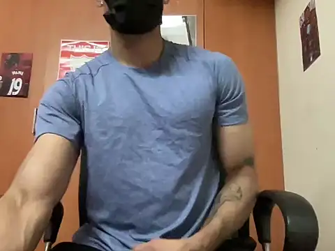 Snapshot of Thenattyguy chatting on 25, 11, 2025 Thenattyguy online show from 25, 11, 2025