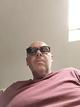 nicolaspgarnier online show from 12, 5, 2026